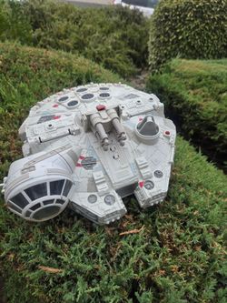 3 starwars Action Figures