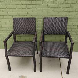 Pair Of Outdoor Patio Chairs 