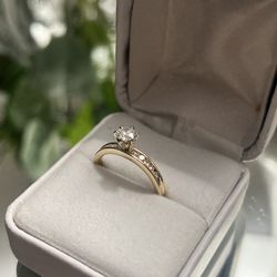 Gold Diamond Ring 14k 