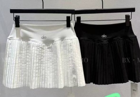 alo Tennis Skorts