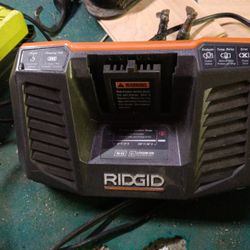 Ridgid Fast Charger