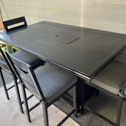 Outdoor fire Table With 4 Chairs