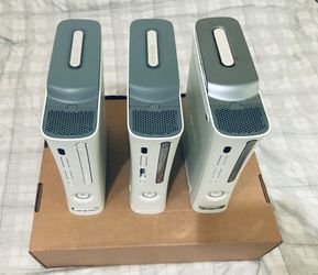 Microsoft Xbox 360 3 Consoles With hard drives. Powers on no further testing was done.