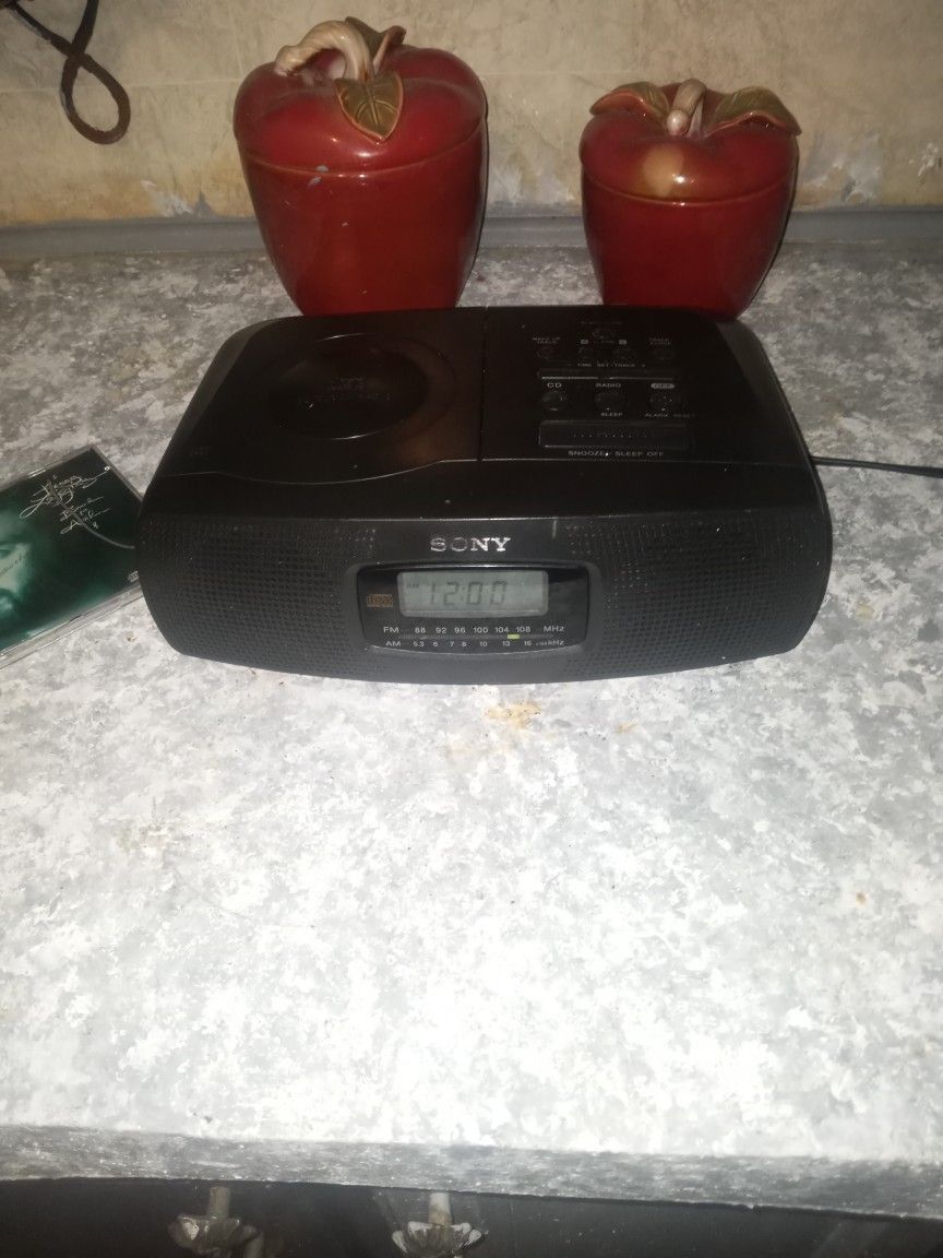 Cd Player Radio Alarm Clock