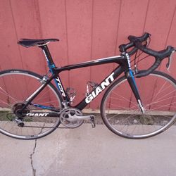 Giant TCR Advance Defy