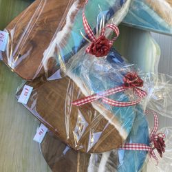 Hand Poured Ocean Resin Charcuterie Boards 
