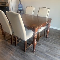 Dining Table with Upholstered Chairs 