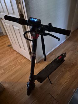Gotrax g4 rear wheel drive escooter