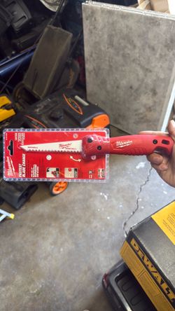 Milwaukee Folding Jab Saw