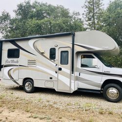 2016 Thor Motor Coach Four Winds 22E