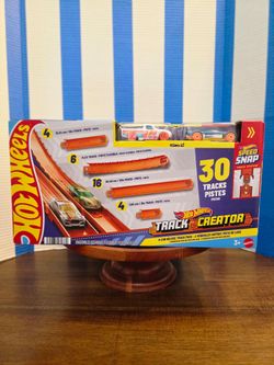 Hot Wheels Speed Snap Track Creator 2-Car Deluxe Track Pack