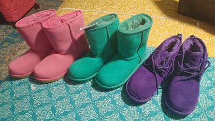Kids Uggs NEW