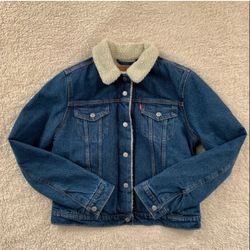 Levi’s Denim Jacket Womens M