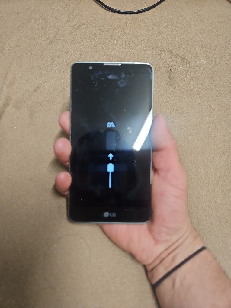 Cell Phone Verrizon LG