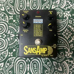Tech 21 SansAmp Classic Bass Preamp pedal 