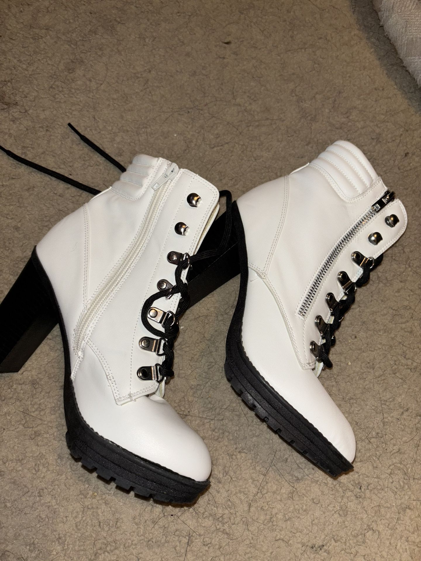 Women Boots Size 6 New