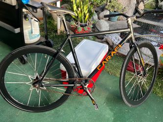 caraci fixie bike