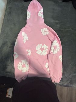 Light pink denim tear