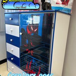 New Spiderman wardrobe Assembled 🚚