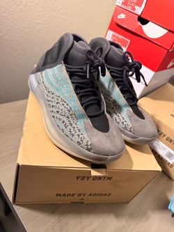 Yeezy QNTM Frozen Blue