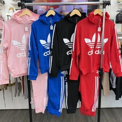 Conjunto 2 piezas/2 set piece.