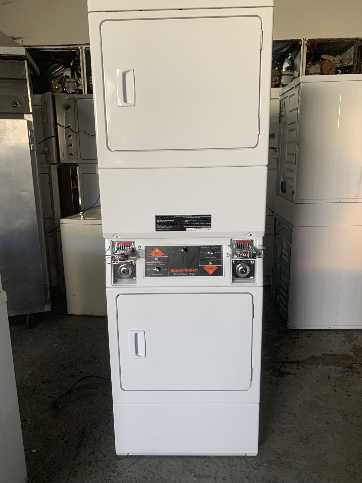 Dryers Stock Electric Commercial Speed Queen Good Condition 90 Days Warranty Secadoras Estacables Electricas Comerciales Speed Queen Buenas Condicione