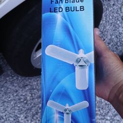 Fan Blade LED Light