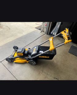 Dewalt lawn mower TOOL ONLY