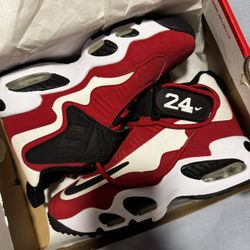 Nike Air Griffey Max 1 Cincinnati Reds Size 4.5 GS