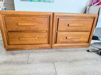 Pair of Oak Wood 2-Drawer Nightstands