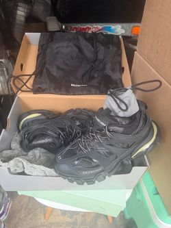 Balenciaga’s that light up