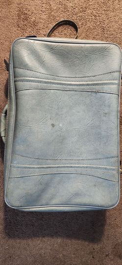Suit Cases (Classic)
