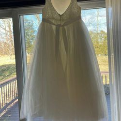 Girl 5 Years Old, Like New. 