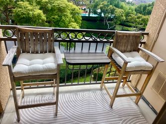 Set High Top Chairs