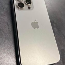 iPhone 15 Pro Max 512 GB Excellent Condition Unlocked 