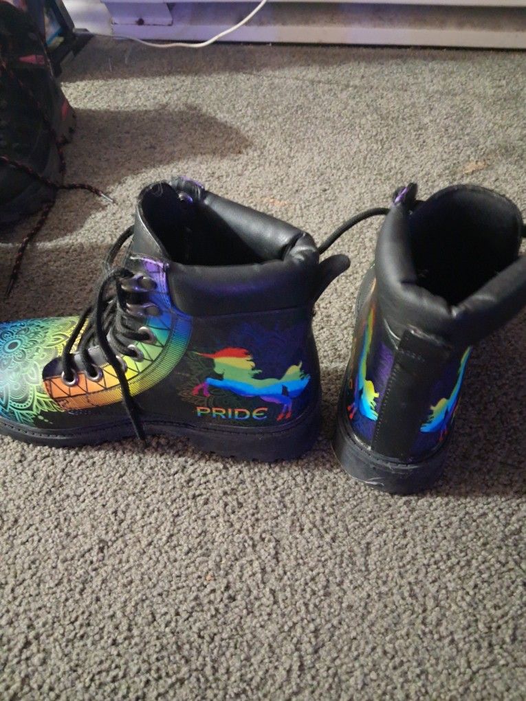 Pride Boots