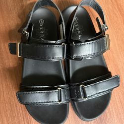 Women sandals size 8