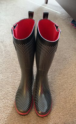 Rain boots