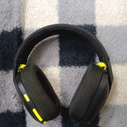 Logitech G435 Lightspeed Wireless Gaming Headset 