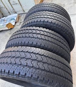 ✅🔥265/70/17 Firestone set de Tires con 70% de vida las 4