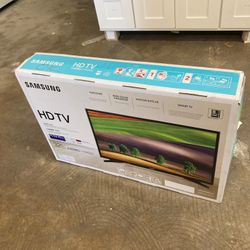 SAMSUNG UN32MBF 32 Class M HD TV   Y 