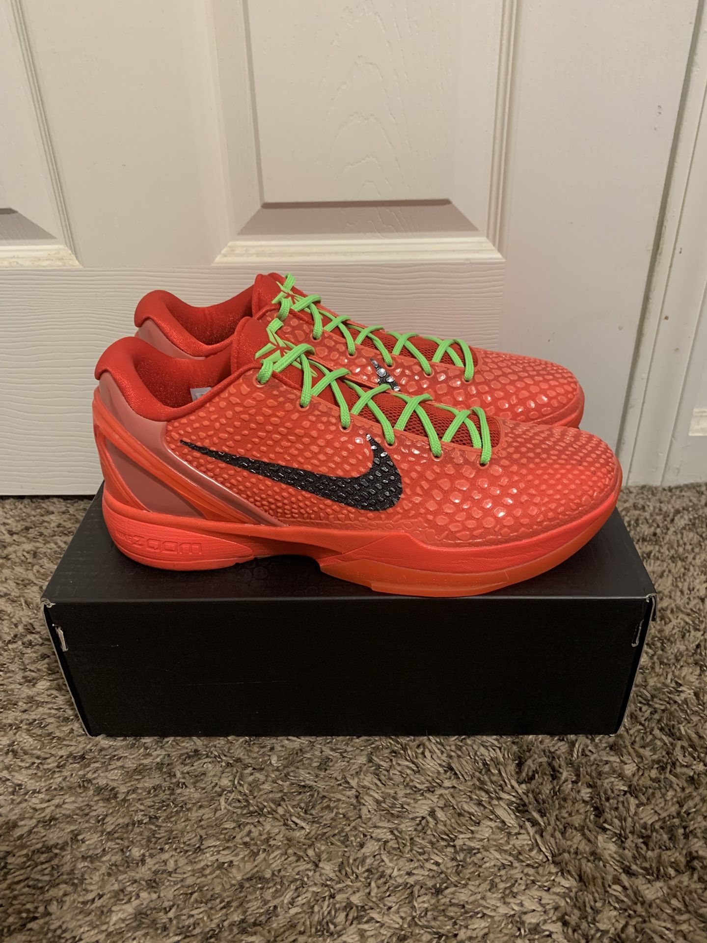 Kobe 6 Reverse Grinch