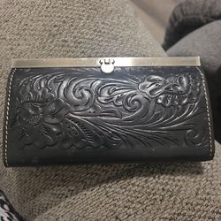 Patricia nash wallet