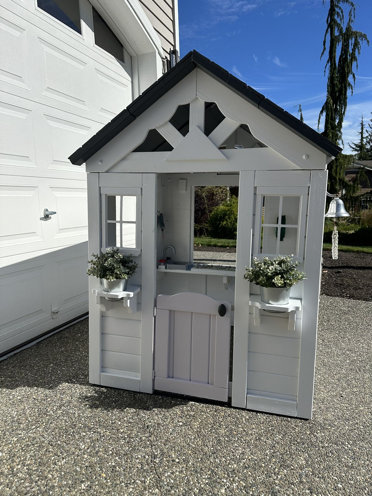 Better Than New! Painted And Built Backyard Discovery Sweetwater Cedar Wooden Playhouse
