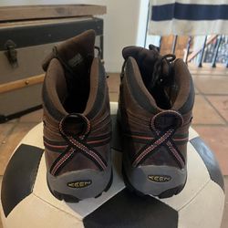 Keen Hiking Shoes 