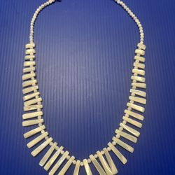 18 Inches Mother Of Pearl Necklace 