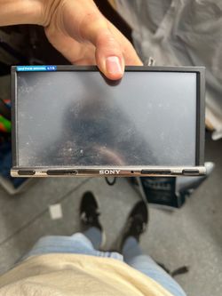 Sony car touchscreen