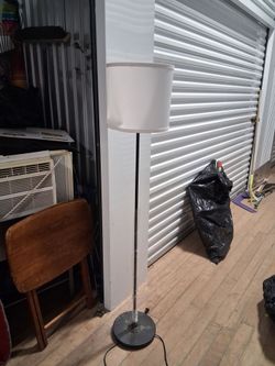 Floor lamp