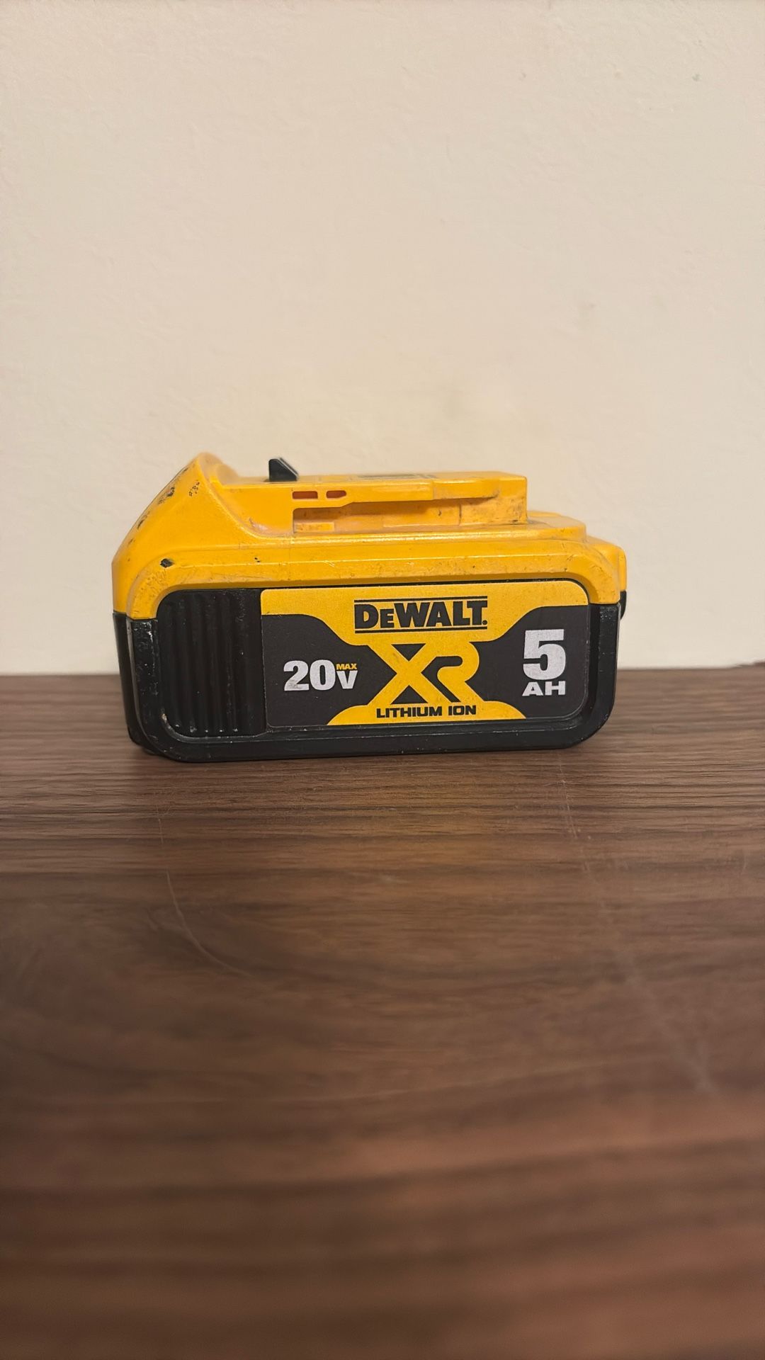 Dewalt Battery