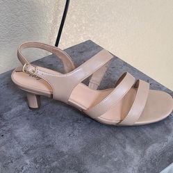 Easy Street Womens Heels